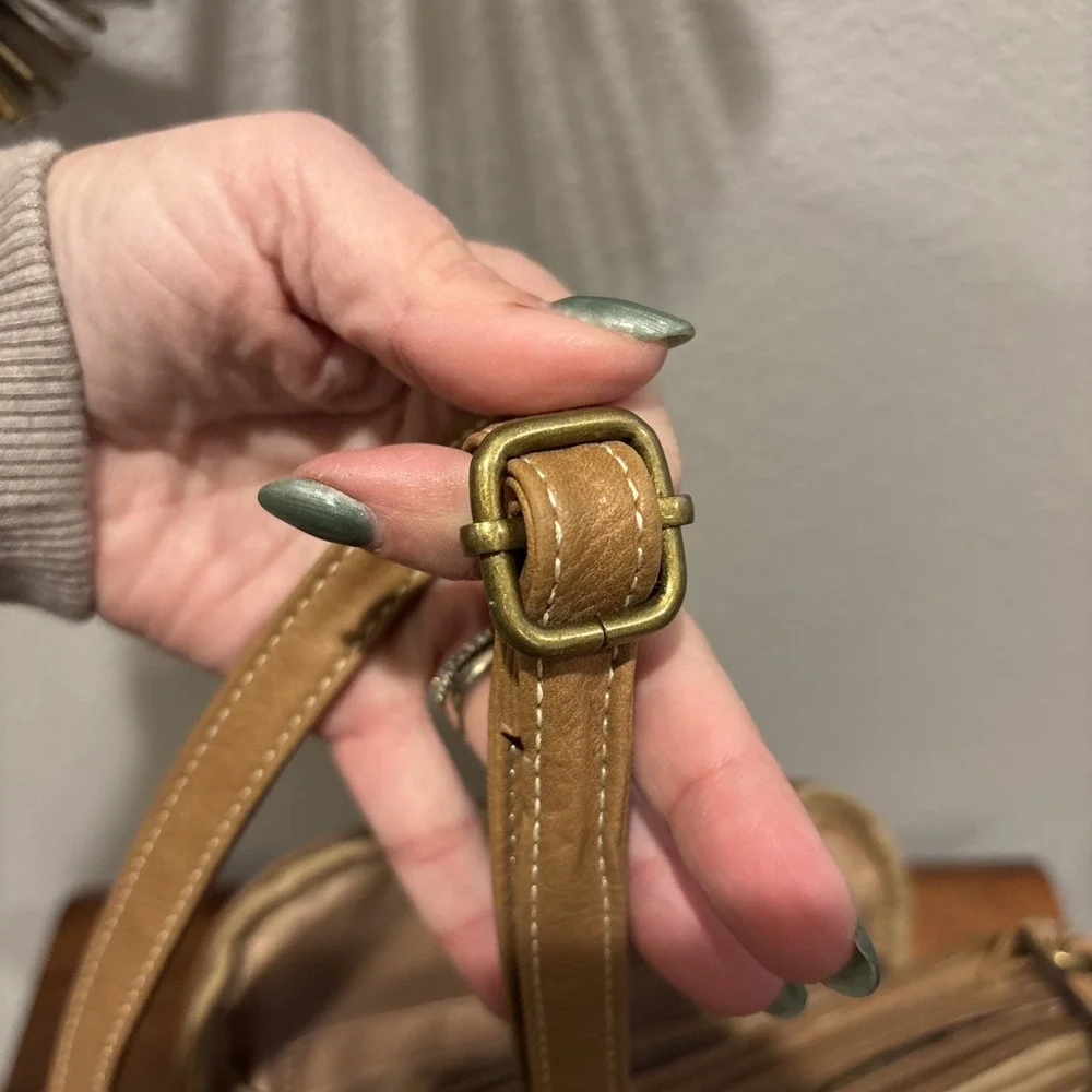 MultiSac‎ Zippy Triple Compartment Crossbody Bag Purse Traveling Pockets EUC